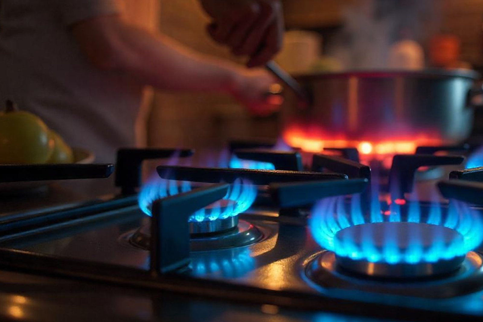 Tips to Maintain Your Gas Stove for Long-Lasting Performance